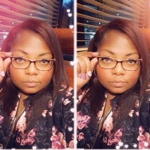 Meet your Posher, Falesha